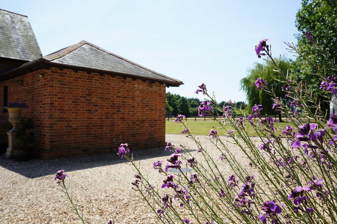 The Olde Barn Bed & Breakfast Lymington Eksteriør bilde