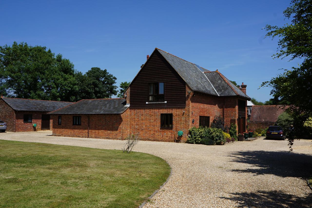 The Olde Barn Bed & Breakfast Lymington Eksteriør bilde