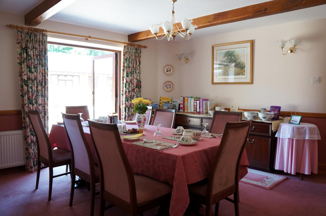 The Olde Barn Bed & Breakfast Lymington Eksteriør bilde