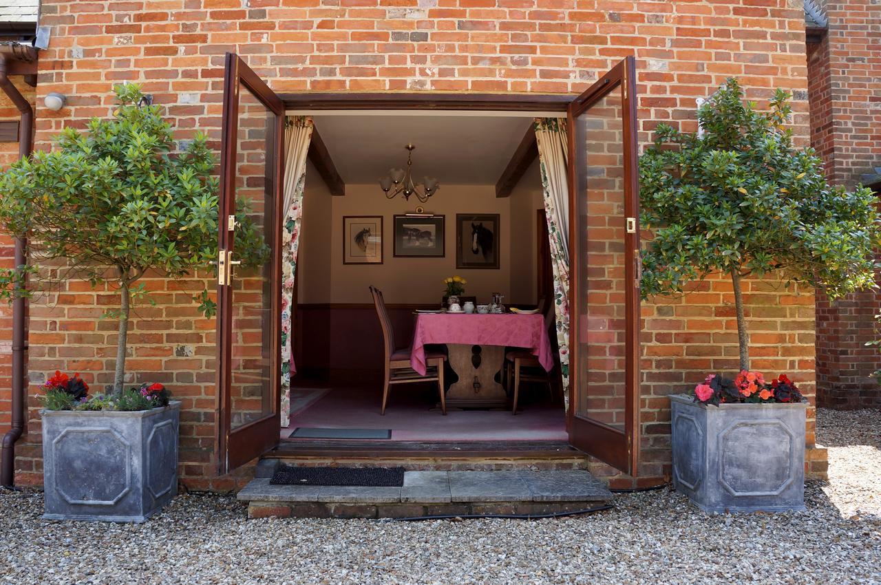The Olde Barn Bed & Breakfast Lymington Eksteriør bilde